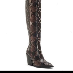 Vince Camuto Gravana Heeled Mauve Snake Print Boots